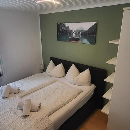 Geraeumig Ausgelegte In Der Oberen Etage Mit Bergblick Vom Privaten Balkon